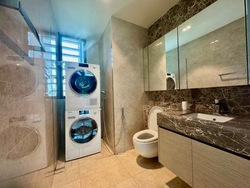 8 Saint Thomas (D9), Condominium #536661161